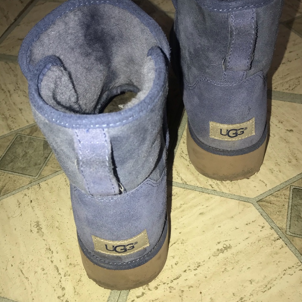 Uggs - image 3